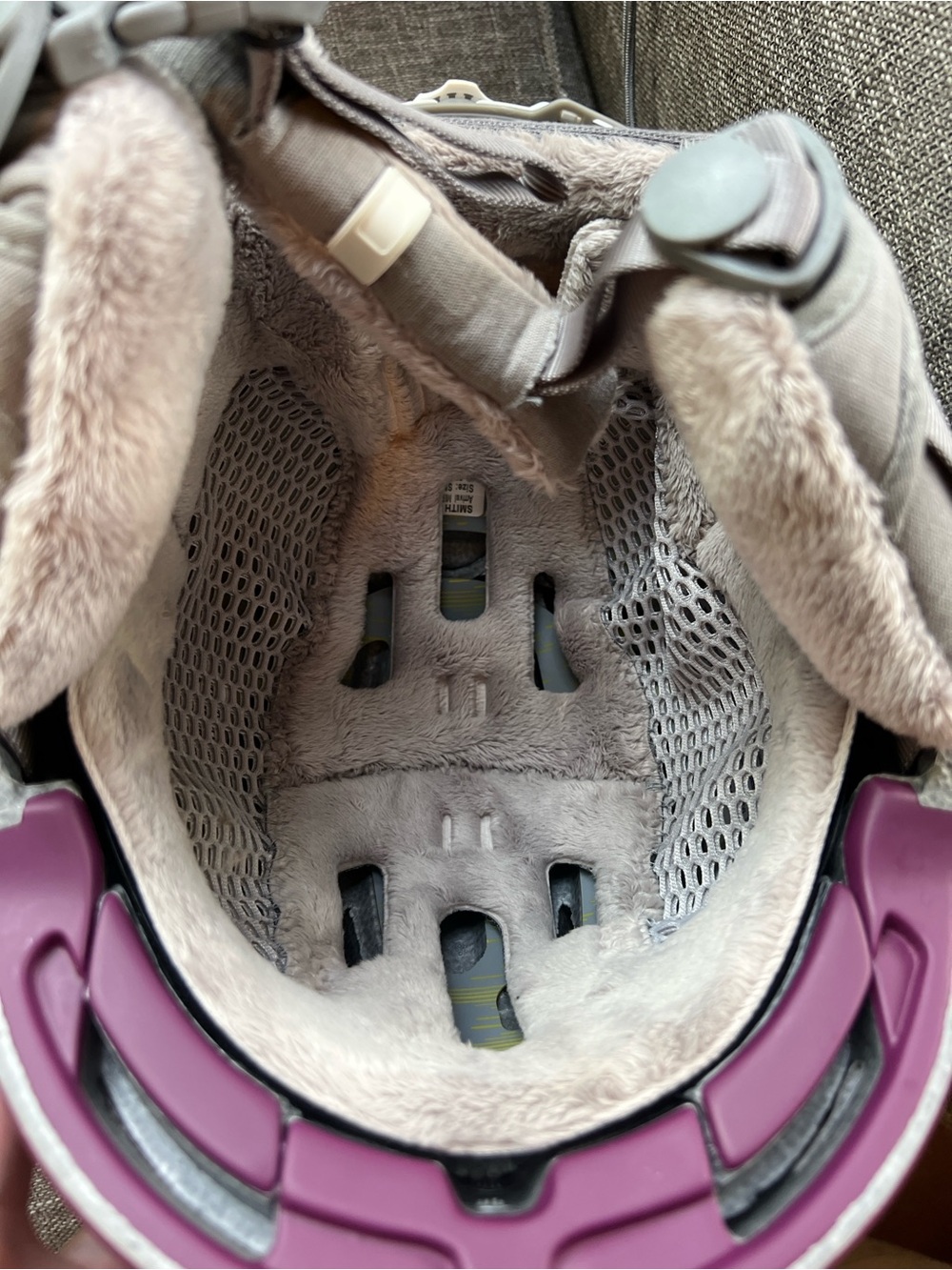 SMITH Women’s Helmet in Matte Grape with Gray Ear Pads, Small 51-55cm - Picture 3 of 3